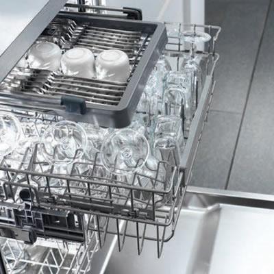 Blomberg 24-inch Built-In Dishwasher DWT 37300 IMAGE 3