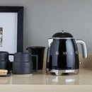  Smeg Retro-Style 1.7L Electric Kettle KLF03BLUS IMAGE 2