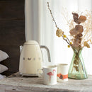  Smeg Retro-Style 1.7L Electric Kettle KLF03CRUS IMAGE 4