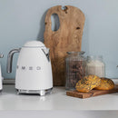  Smeg Retro-Style 1.7L Electric Kettle KLF03WHUS IMAGE 4