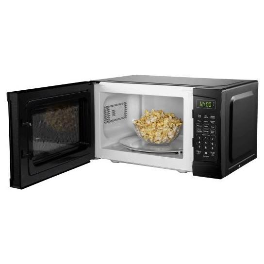 Danby 20-inch, 1.1 cu.ft. Countertop Microwave Oven with Auto Defrost DBMW1120BBB IMAGE 9