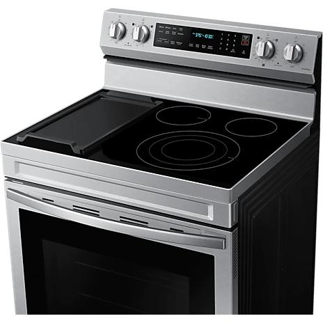Samsung 30-inch Freestanding Electric Range with WI-FI Connect NE63A6711SS/AC IMAGE 4