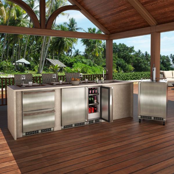 Marvel 24-inch Outdoor Built-in Refrigerator with Digital Display MORE224-SS51A IMAGE 4