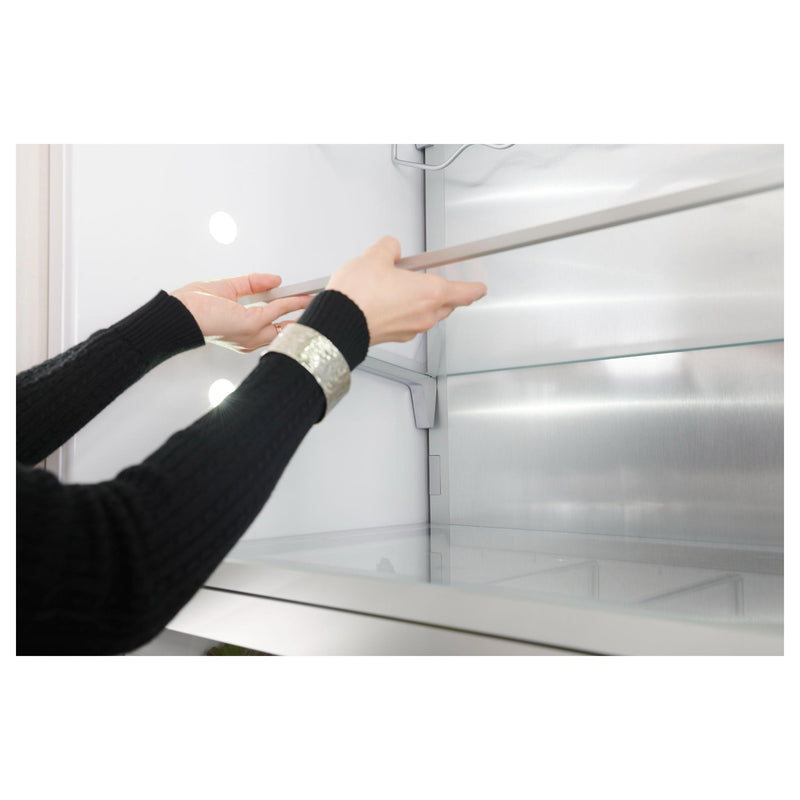 Monogram 30-inch Bottom Freezer Refrigerator with a Convertible Drawer ZIK303NPPII IMAGE 14