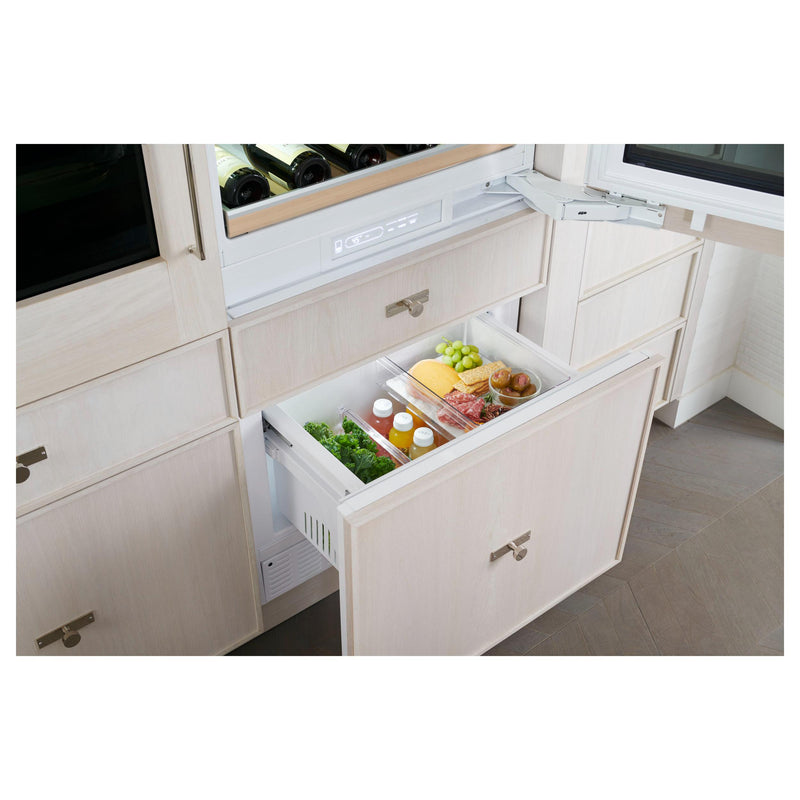 Monogram 30-inch Bottom Freezer Refrigerator with a Convertible Drawer ZIK303NPPII IMAGE 6