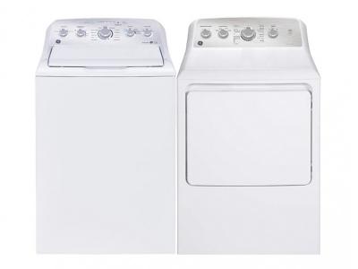 27" GE 4.9 Cu. Ft. Capacity Top Load Washer and 7.2 Cu. Ft. Capacity Top Load Gas Dryer